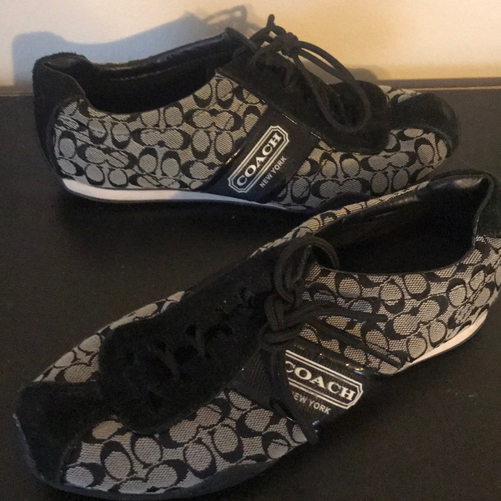 Authentic coach sneaker